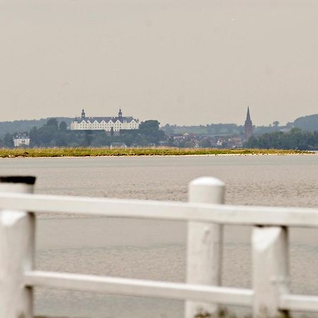 Strauers Hotel Am See Bosau Kültér fotó